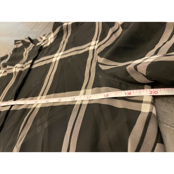 a.n.a Sheer Plaid Hi-Lo Top Oversized - Sz S - Picture 10 of 11